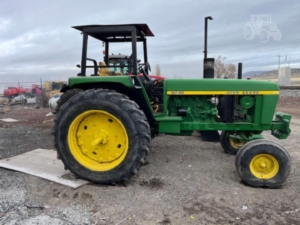 1977 John Deere 4230