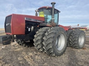 1998 Case IH 9370 Tractor with 360HP and 4WD in field