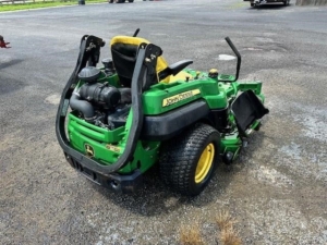 2010 JOHN DEERE Z925