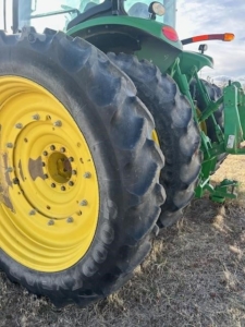 2018 JOHN DEERE 8245R