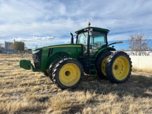 2018 JOHN DEERE 8245R