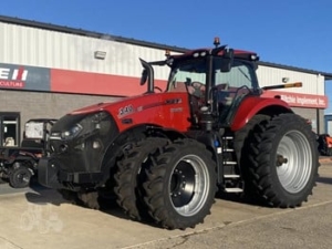 2022 Case IH Magnum 340 AFS Connect Tractor with dual tires and luxury cab