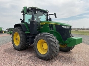 2023 JOHN DEERE 7R 310 Tractor – 310 HP, IVT Transmission, Front and Rear PTO, Signature Edition, CommandPro Joystick