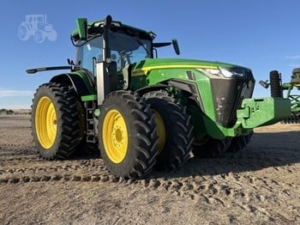 2023 JOHN DEERE 8R 310 Tractor – 310 HP, IVT Transmission, Signature Edition, 5 SCVs, Extended Warranty