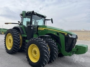 2023 JOHN DEERE 8R 310 Tractor – 310 HP, IVT Transmission, Signature Edition, 5 SCVs, Extended Warranty