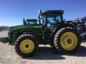 2023 JOHN DEERE 8R 340 Tractor – 340 HP, IVT Transmission, Premium Comfort, ActiveSeat II, 5 SCVs, Extended Warranty