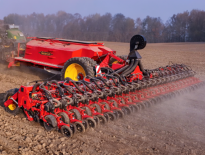 Väderstad Tempo L 8-32 Central Fill Precision Planter planting a variety of seeds, including maize, soya, and oilseed rape