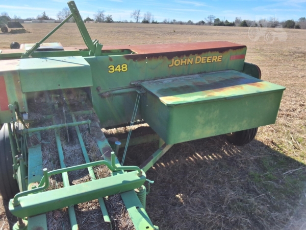 2009 John Deere 348