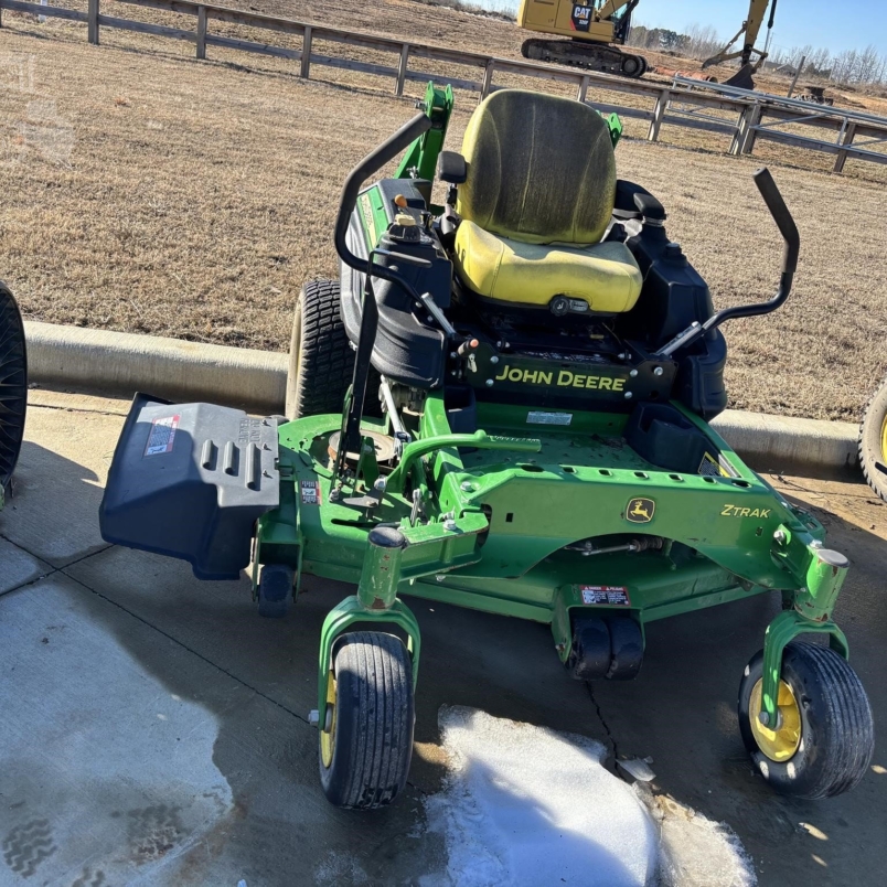 2017 John Deere Z930M